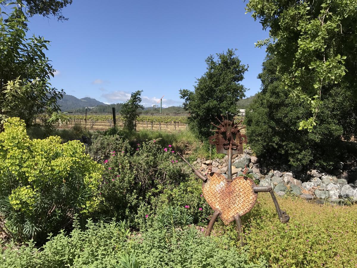Trailside Inn Bed And Breakfast Calistoga Exterior photo